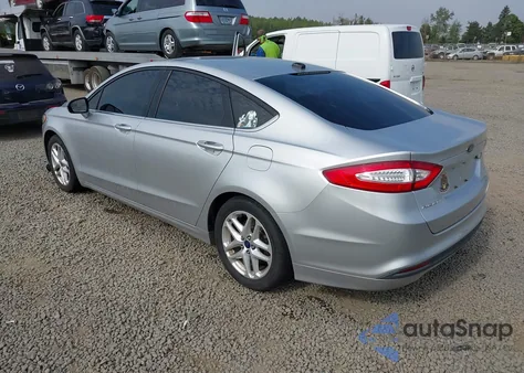 2013 Ford Fusion Se z USA, uszkodzony, nr VIN 3FA6P0H73DR345431